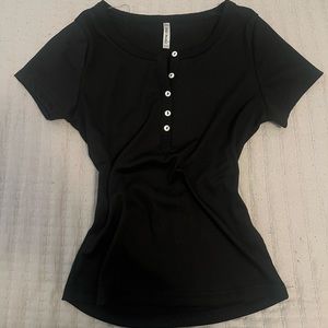 super cute black top